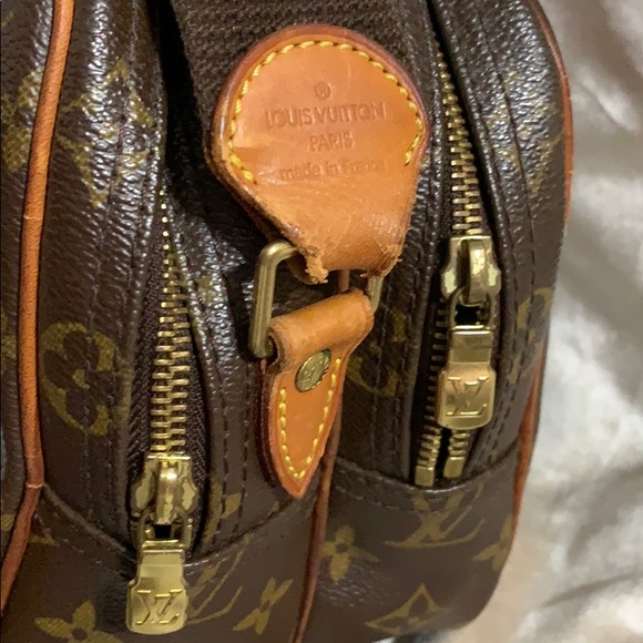 Authentic Louis Vuitton Reporter - Picture 4 of 8